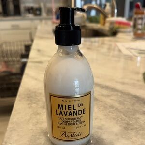 Bastide Miel de Lavande Hand & Body Lotion NWT